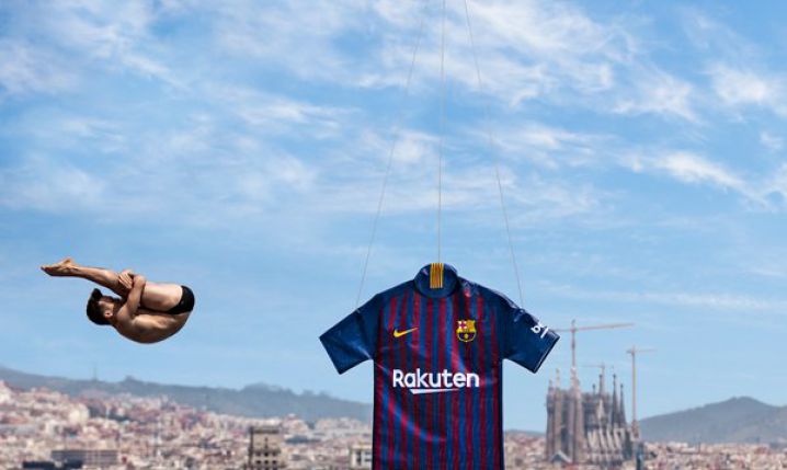 Barca w oryginalny sposób zaprezentowała koszulki na sezon 18/19